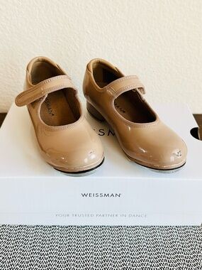 Weissman Girls' Nude Patent Mary Jane Tap Shoes Size 9cm